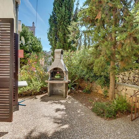 Oaza Appartement Mali Lošinj Buitenkant foto