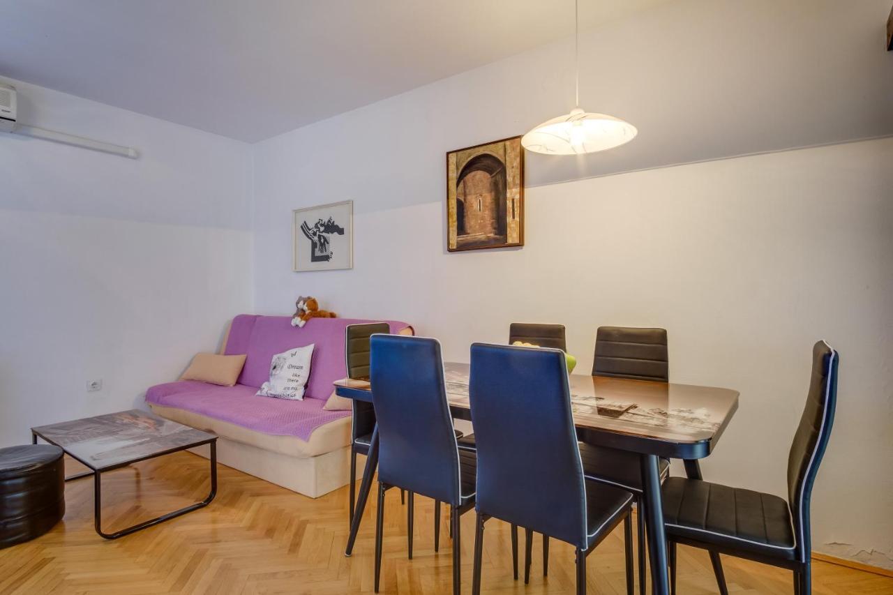 Oaza Appartement Mali Lošinj Buitenkant foto