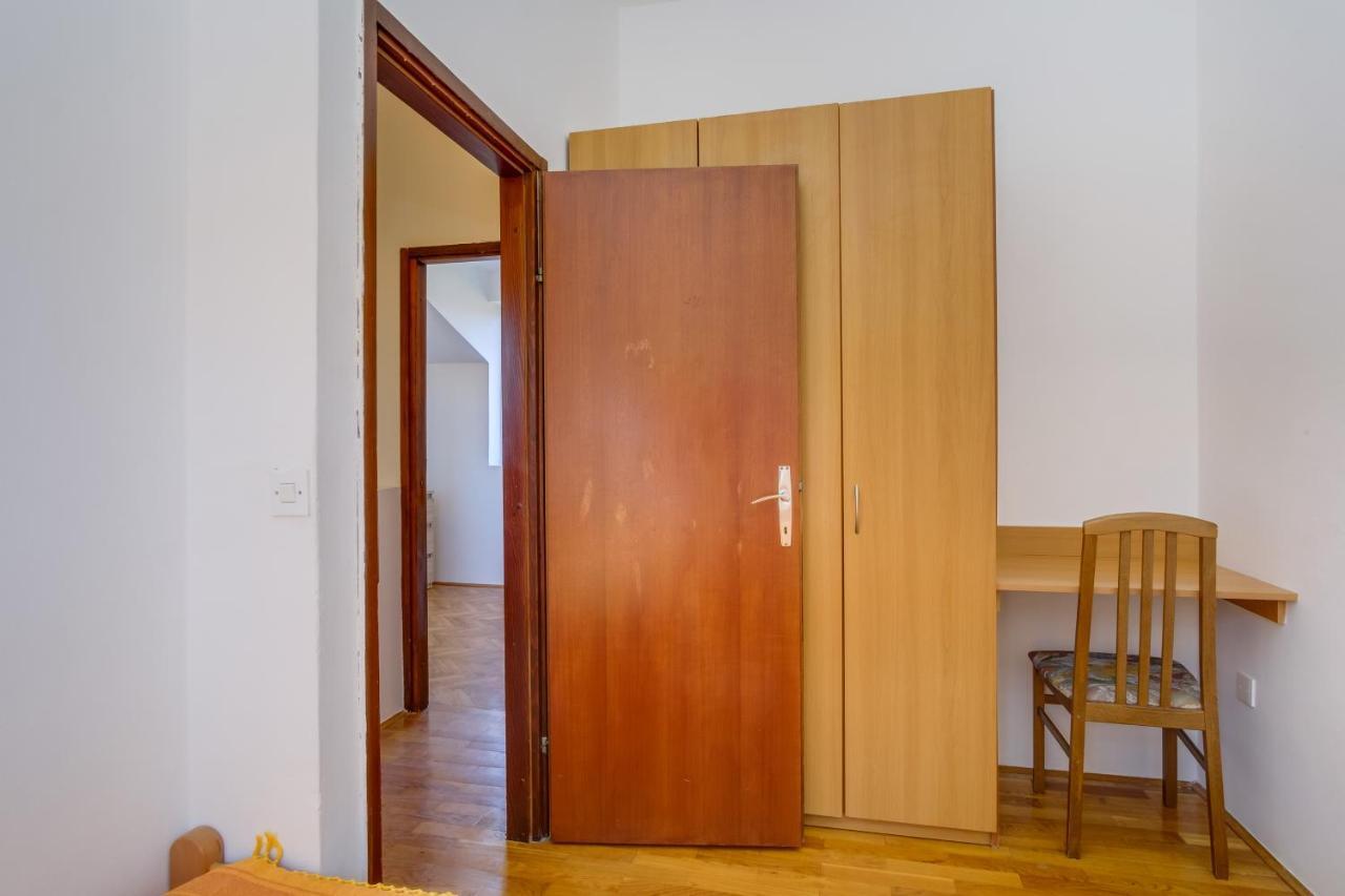 Oaza Appartement Mali Lošinj Buitenkant foto
